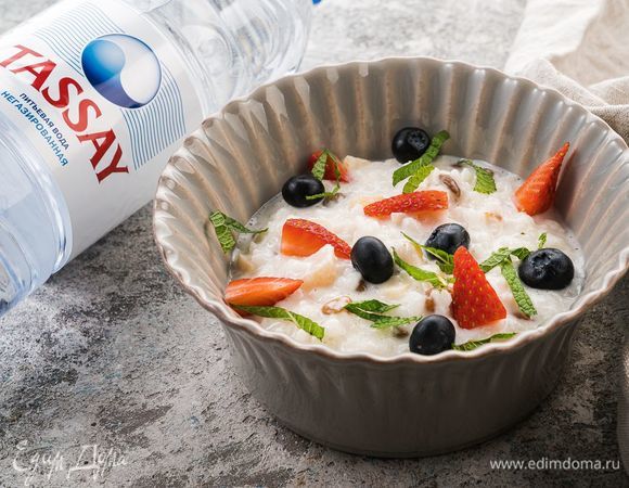 Рисовая каша с яблоком и изюмом Рисовая каша с яблоком и изюмом