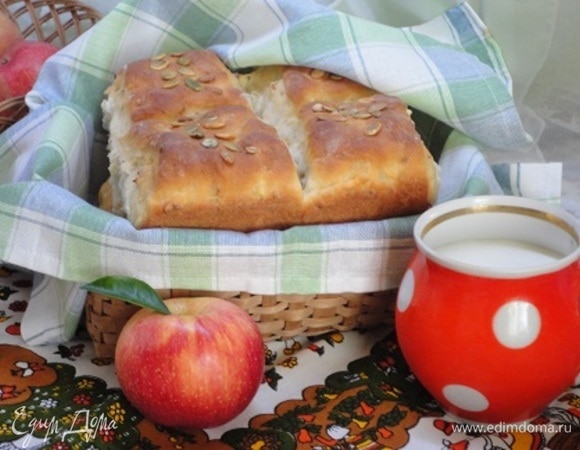 Хлеб с яблоками Хлеб с яблоками