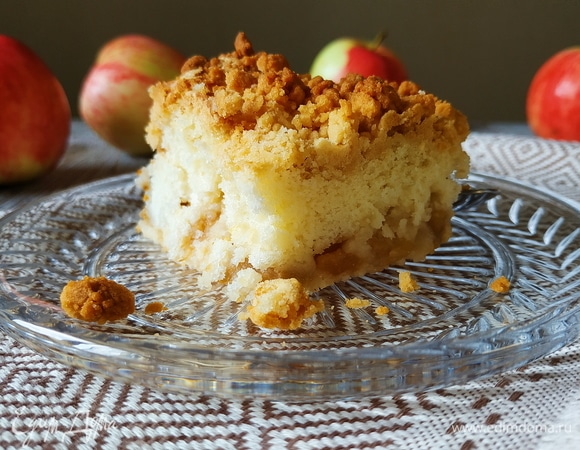 Шарлотка с яблоками Шарлотка с яблоками