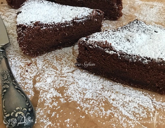 Шоколадный пирог на красном вине Шоколадный пирог на красном вине