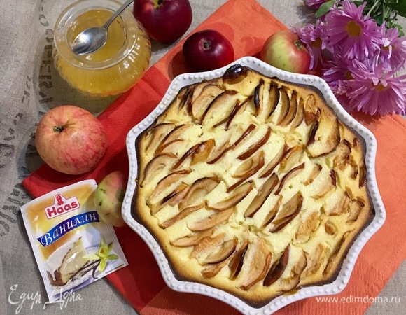 Творожная запеканка с яблоками 