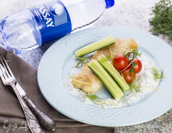 Филе минтая в кляре с соусом тартар Филе минтая в кляре с соусом тартар