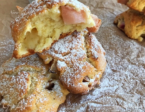 Английские сконы с персиками Английские сконы с персиками