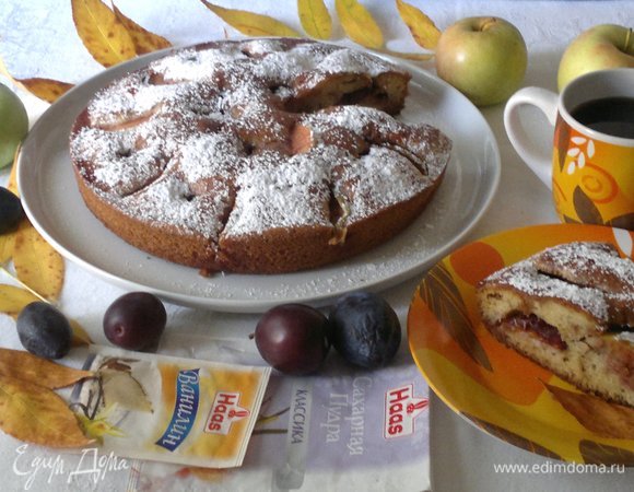 Пирог со сливами и яблоками Пирог со сливами и яблоками