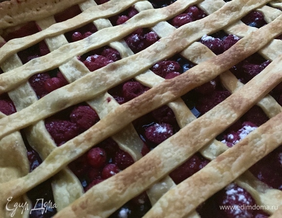 Быстрый пирог с ягодами