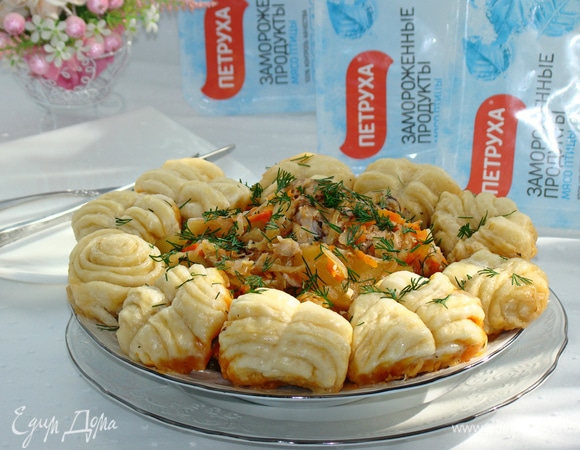 Штрудли с квашеной капустой и курицей Штрудли с квашеной капустой и курицей