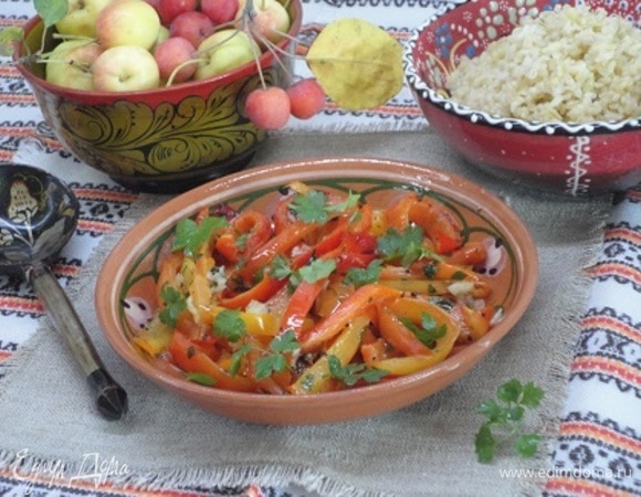 Салат из жареного перца