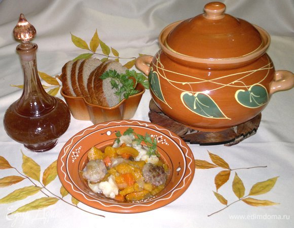 Рагу с фрикадельками в горшочке Рагу с фрикадельками в горшочке