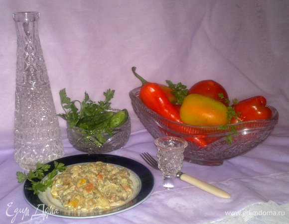 Вешенки с овощами, тушенные в сметане