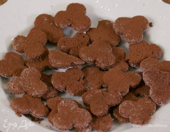 Легкое шоколадно-белковое печенье Легкое шоколадно-белковое печенье