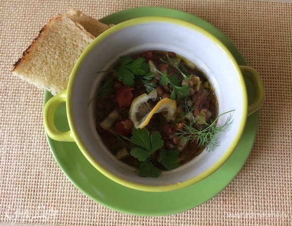 Овощная похлебка с чечевицей