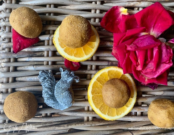 Трюфельное пирожное с ликером и апельсином Трюфельное пирожное с ликером и апельсином