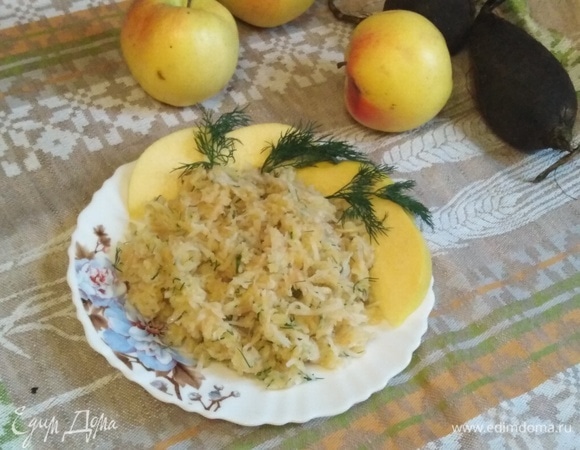 Салат из черной редьки с айвой и яблоком Салат из черной редьки с айвой и яблоком