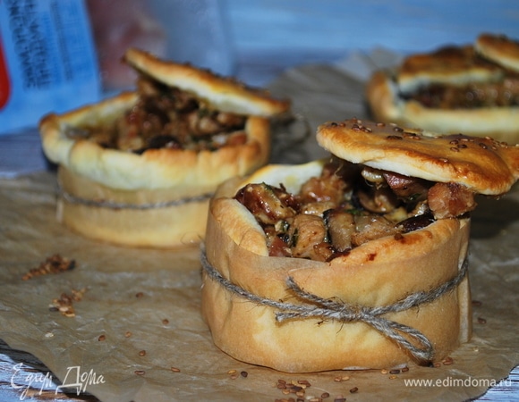 Пироги с мясной начинкой Пироги с мясной начинкой