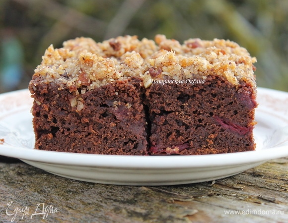 Шоколадный пирог с вишней Шоколадный пирог с вишней