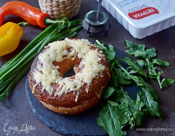 Пицца-бублик с курицей Пицца-бублик с курицей