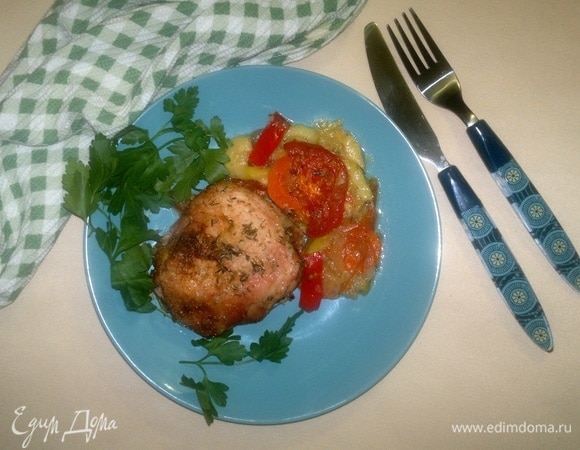 Куриные бедрышки с овощами Куриные бедрышки с овощами