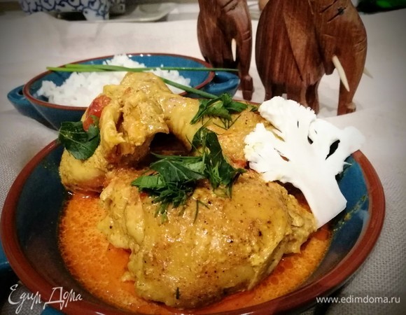 Мург-макхани (курица в пряном сливочно-томатном соусе)