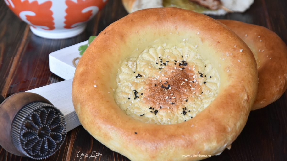 Лаззат (узбекские лепешки)