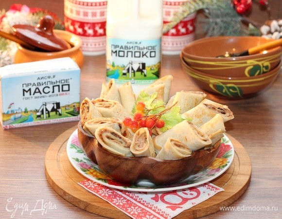 Блинные трубочки с черносливом и финиками Блинные трубочки с черносливом и финиками