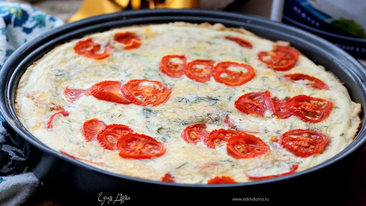 Заливной пирог с помидорами