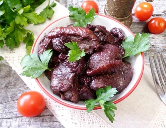 Утиная грудка с вишней