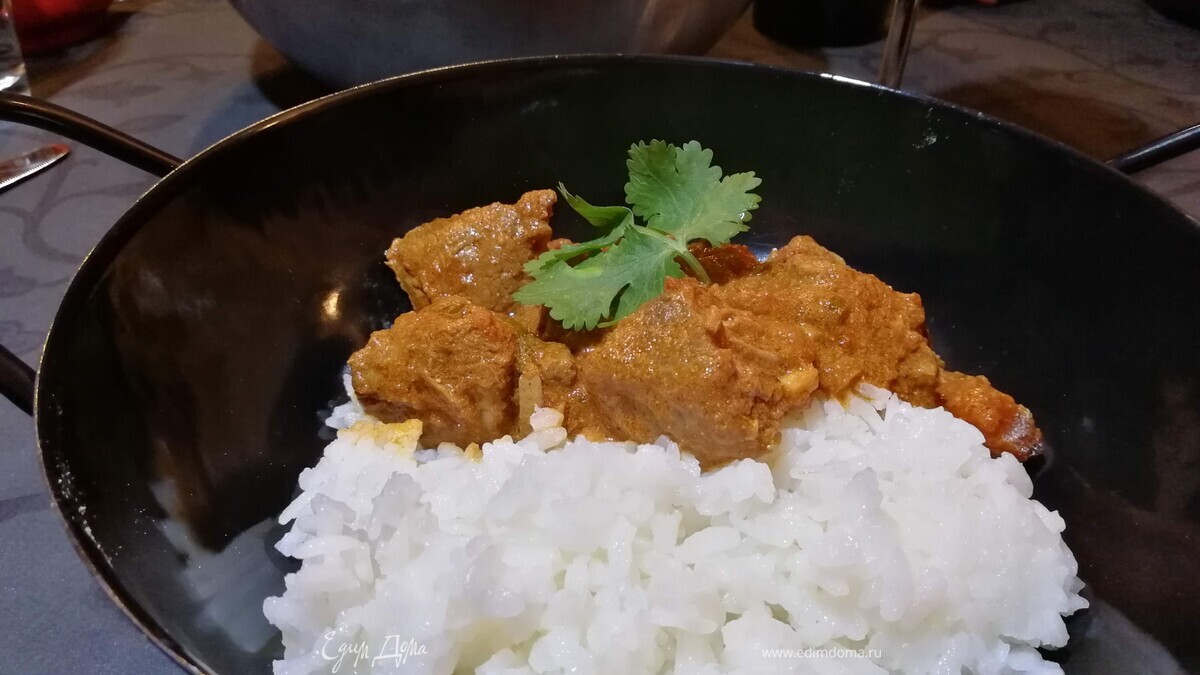 Роган джош (индийское карри из баранины)