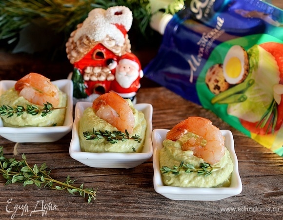 Мусс из авокадо с креветками