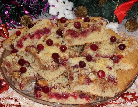 Пирог с клюквой, яблоком и корицей Пирог с клюквой, яблоком и корицей