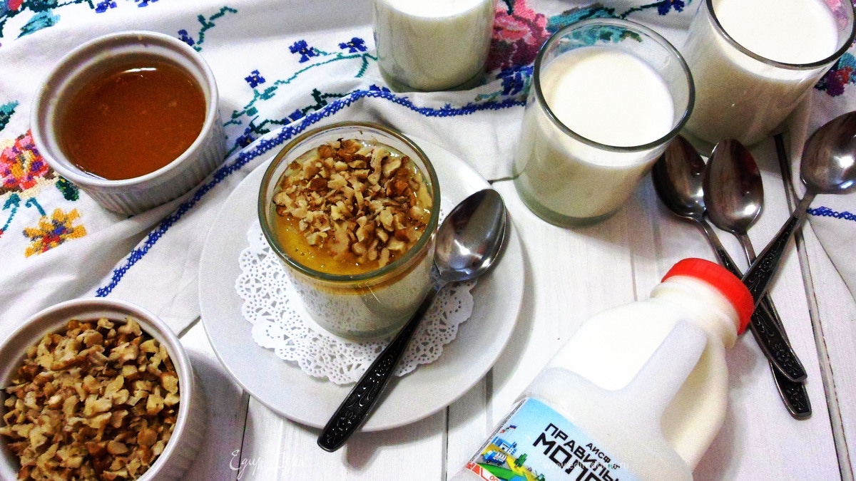 Домашний йогурт с медом и орехами