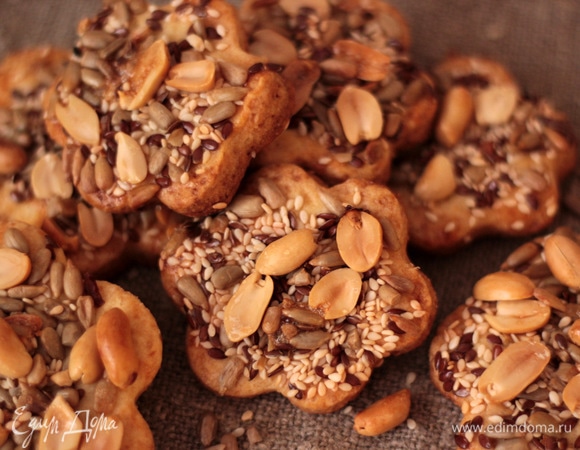 Песочное печенье с семечками и орешками