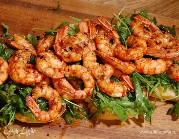 Брускетты с креветками и руколой Брускетты с креветками и руколой