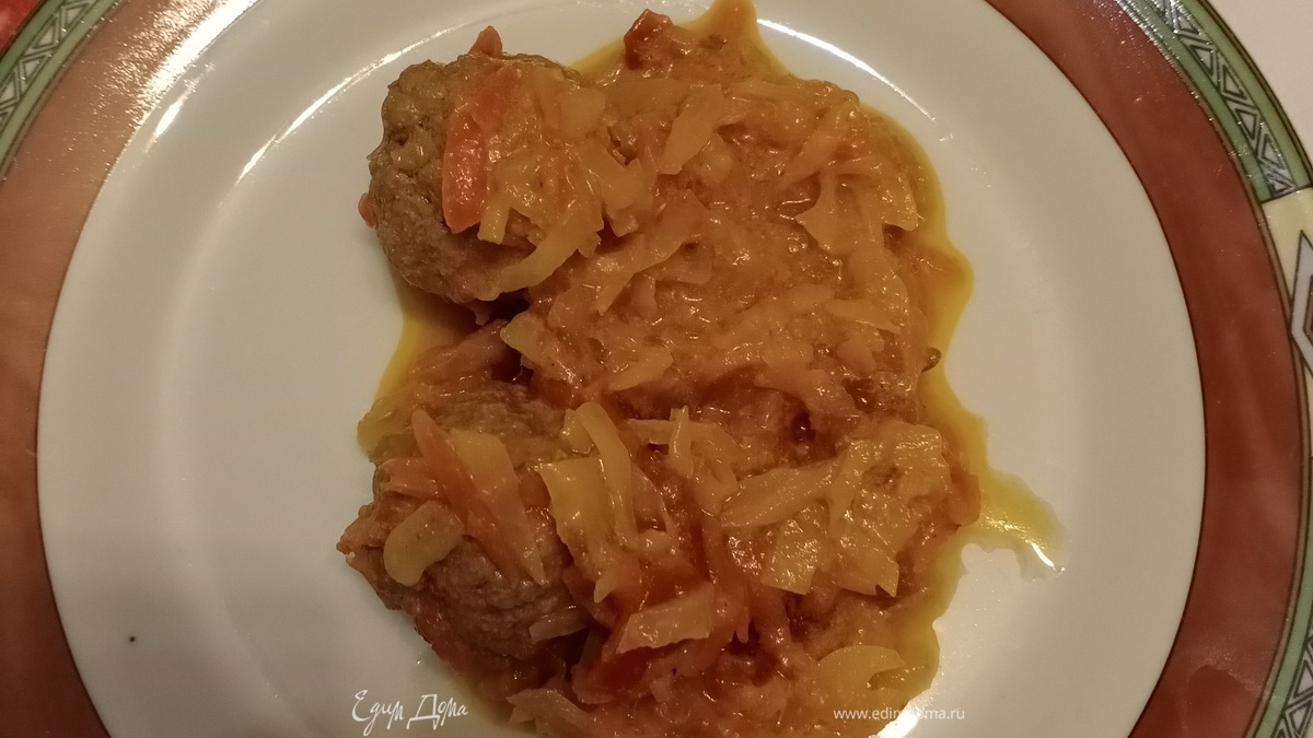 Тефтели в овощном соусе