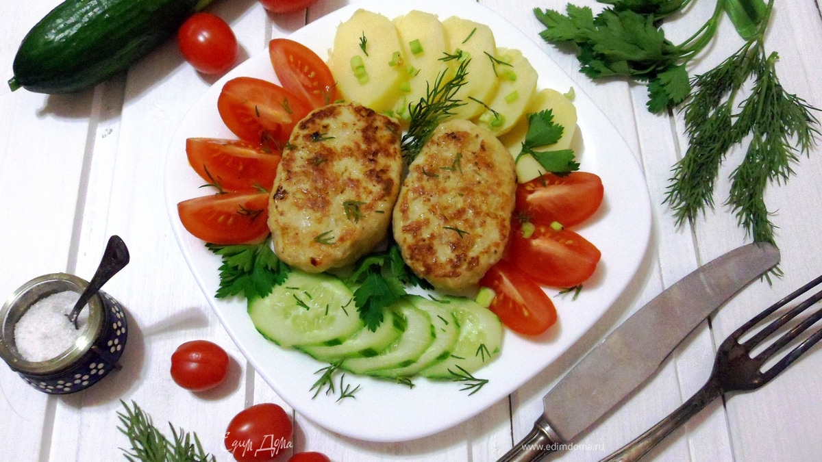 Куриные котлеты в микроволновке