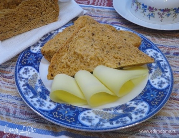 Хлеб с томатами и базиликом