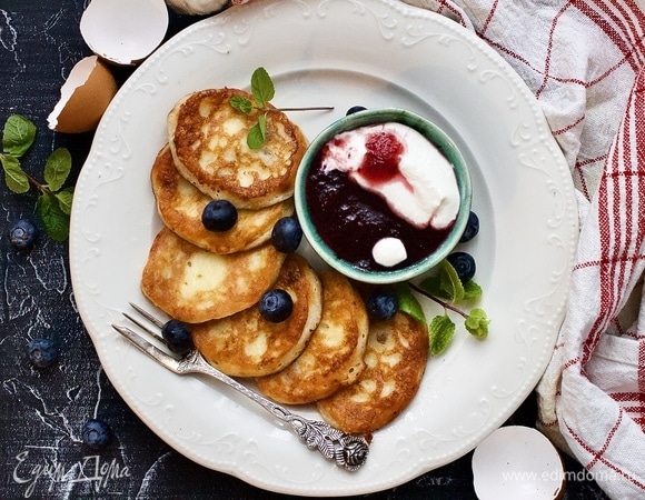 Мегабыстрые оладушки с изюмом
