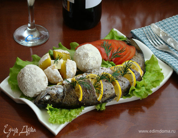 Форель с печеным картофелем Форель с печеным картофелем