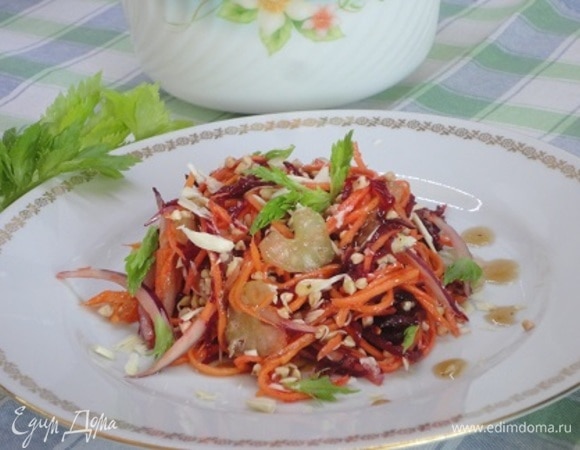 Овощной салат с пророщенной гречкой