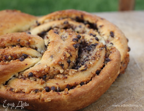 Плетенка с шоколадом Плетенка с шоколадом