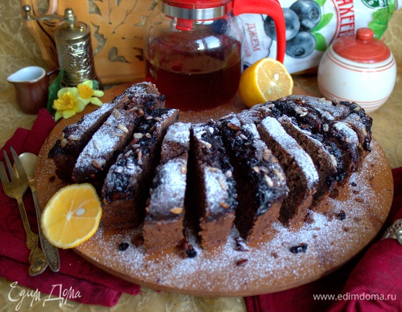 Банановый кекс с семечками и джемом