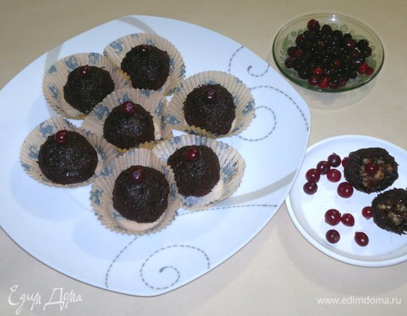 Конфеты из чернослива с орехами и джемом Конфеты из чернослива с орехами и джемом