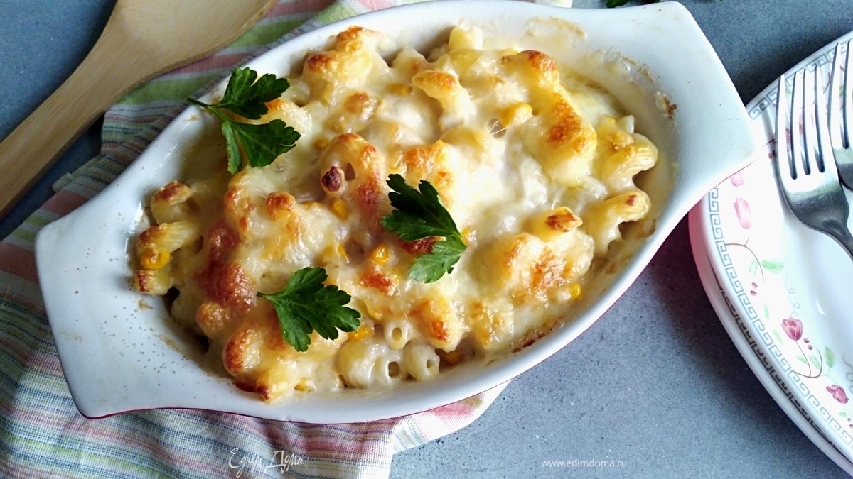 Рыбная запеканка с макаронами и моцареллой