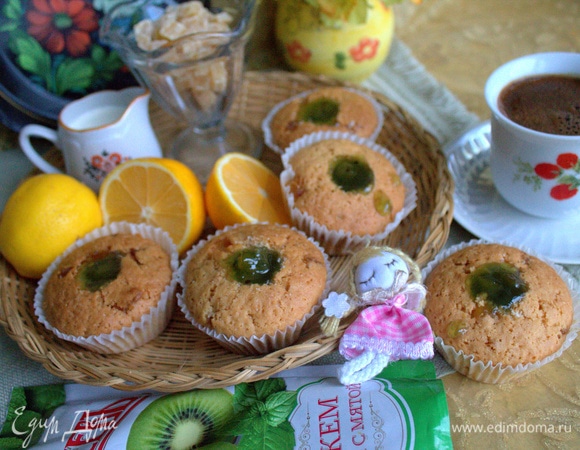 Лимонные кексы с цукатами и джемом Лимонные кексы с цукатами и джемом