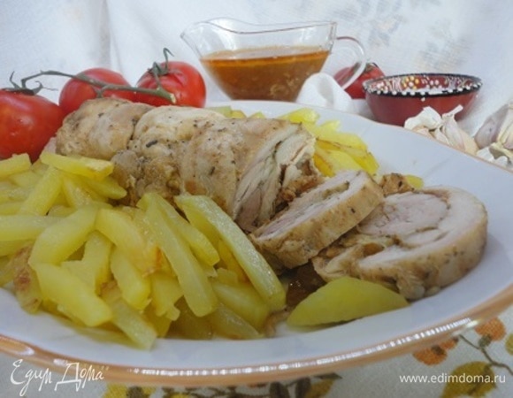 Рулет из куриных бедер