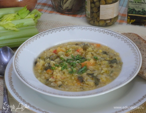 Чечевичный суп с каперсами Чечевичный суп с каперсами