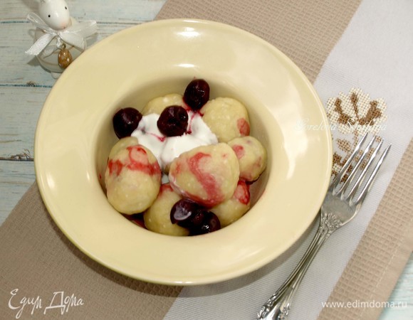 Ленивые вареники с вишней Ленивые вареники с вишней