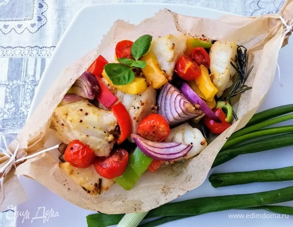 Треска, запеченная с овощами 