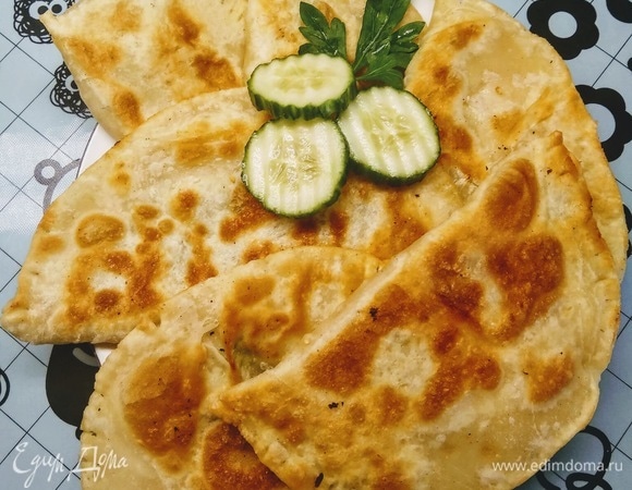 Лепешки с кинзой и брынзой