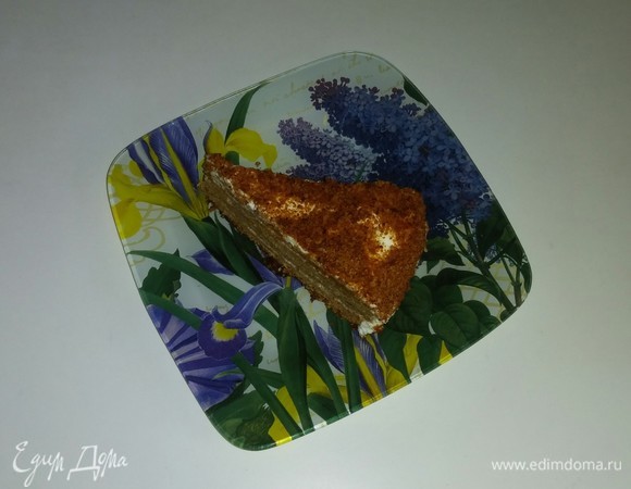 Медовик со сметанно-сливочным кремом Медовик со сметанно-сливочным кремом