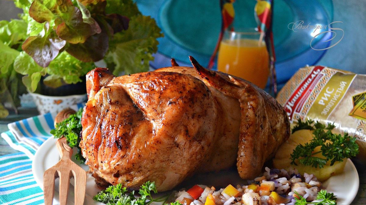 Курица по-карибски, фаршированная рисом и овощами